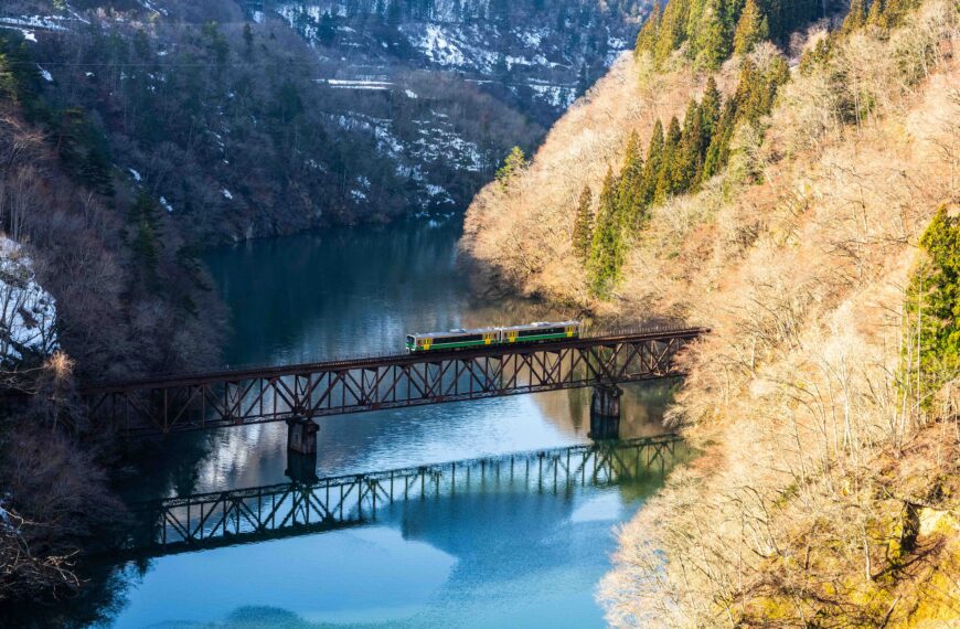 撮り鉄の聖地　JR只見線